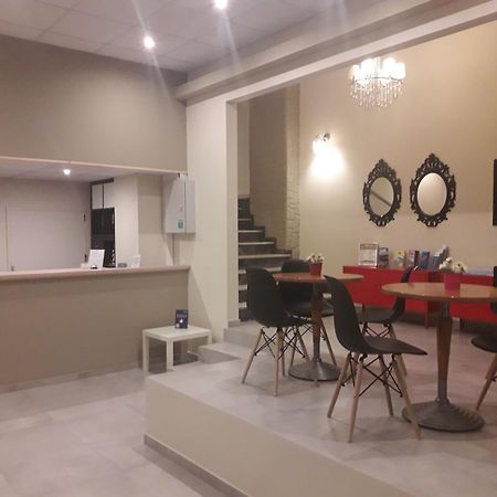 Achillion Hotel Piraeus Ngoại thất bức ảnh