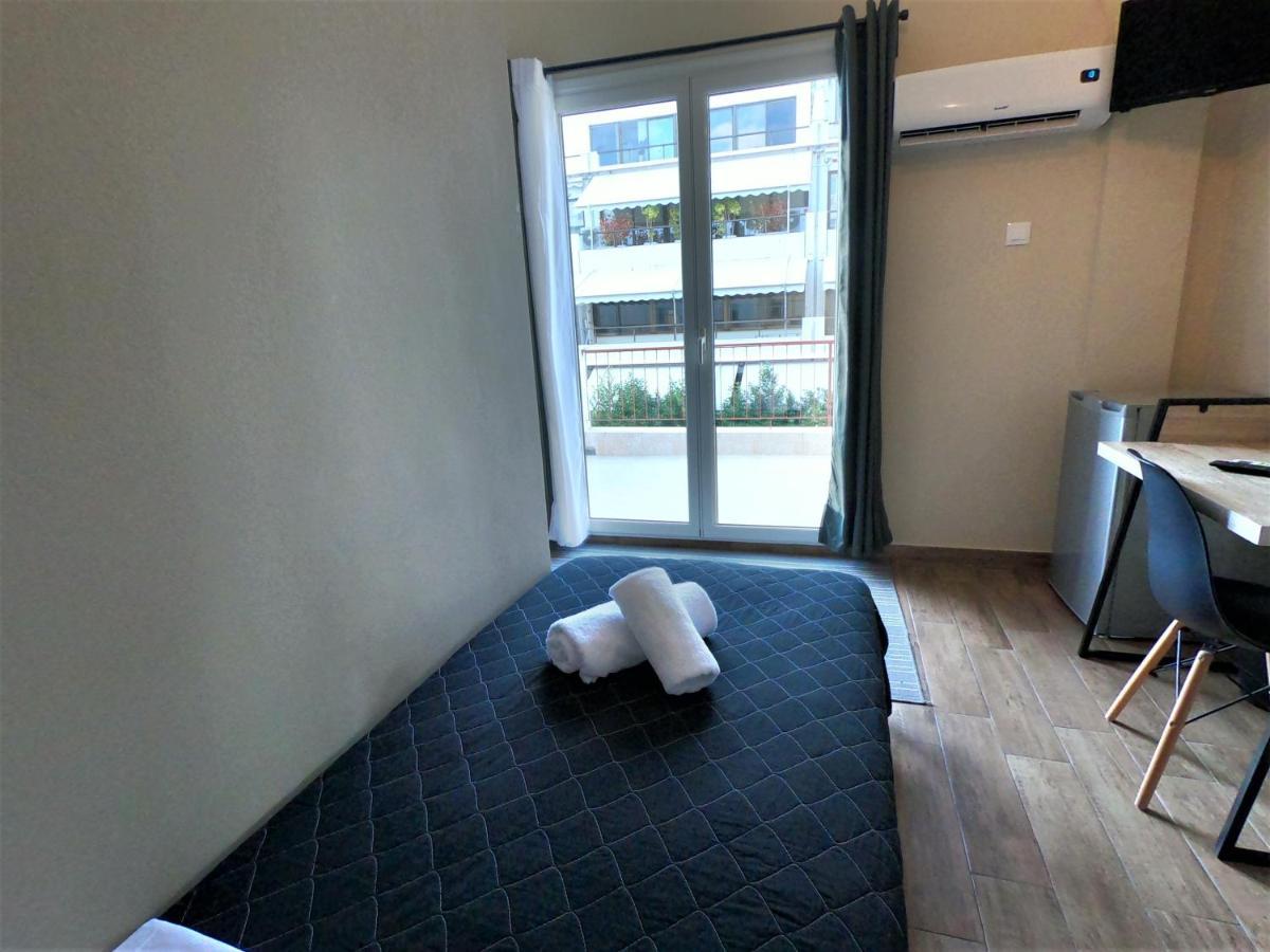 Achillion Hotel Piraeus Ngoại thất bức ảnh